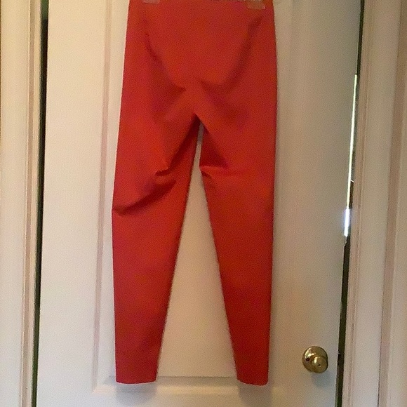 Summer ready sleek pants. - Picture 2 of 4